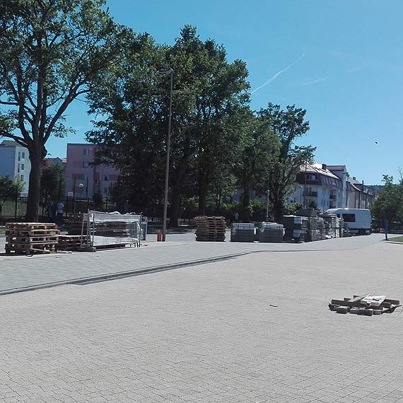 Ta inwestycja cignie si w nieskoczono