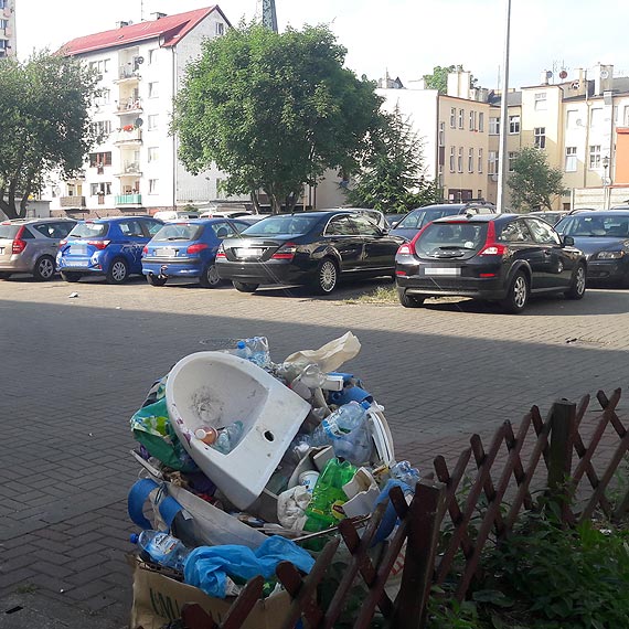 Czytelnik: Remont skończony, bałagan zostawiony!