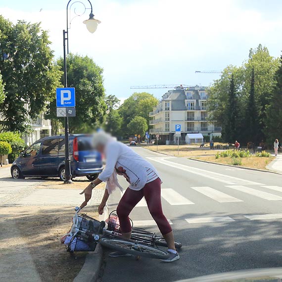 Tak bardzo spieszy im się na promenadę?