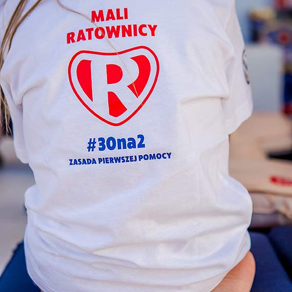 Mali Superbohaterzy na polskich plażach!