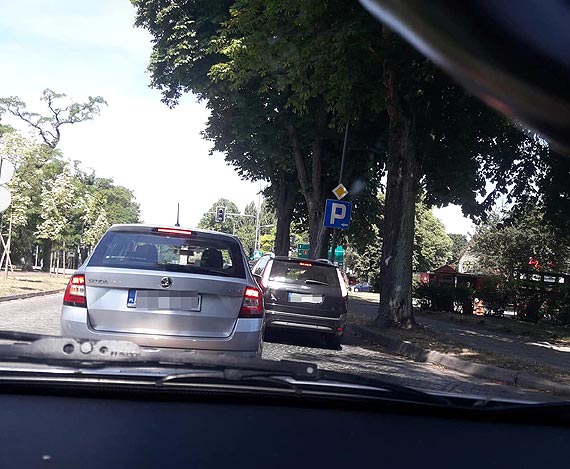 Czytelnik: Stra Miejska ma nieoznakowany samochd! Czy jest to zgodne z przepisami?