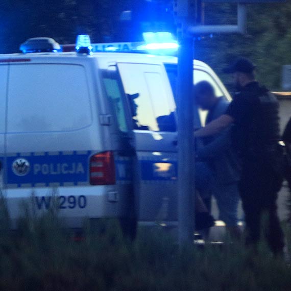 Po przegranym meczu, Niemcy zaczepiali Polakw. W przeciwiestwie do reprezentacji Niemiec, awanturnicy na razie nie wrc do swojego kraju...
