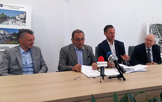 S rodki na remont kocioa w Karsiborze