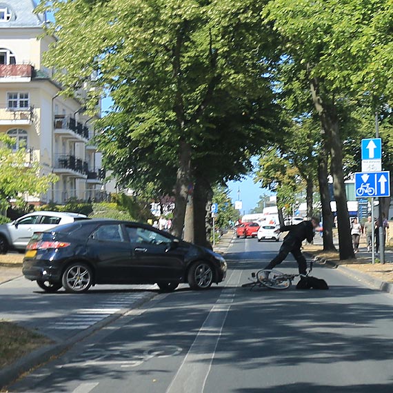 Honda uderzya w rowerzyst