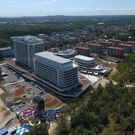 Radisson Blu z pięcioma gwiazdkami i pływającymi w piwnicy odchodami... Czy zalewane szambem pomieszczenia gospodarcze mogą zagrażać życiu gości?