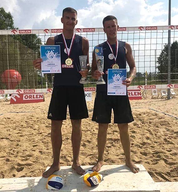 Siatkarze plaowi MMKS „MARATON” winoujcie - Mistrzami Polski Juniorw  2018 