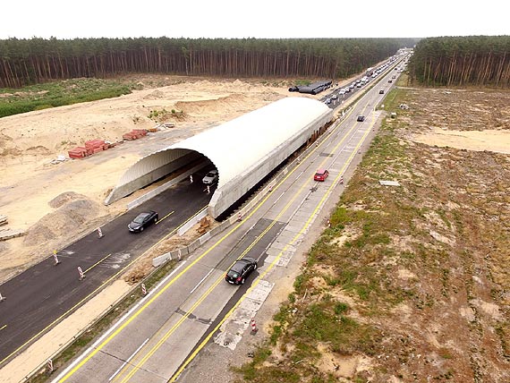 Od dzisiaj do końca wakacji jedziemy dwoma pasami ruchu w stronę Szczecina na autostradzie A6