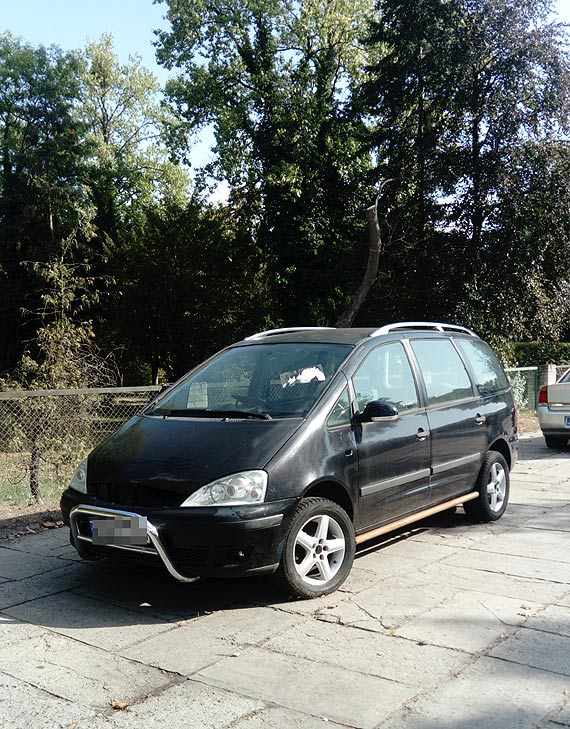 Czytelnik: Przy cmentarzu jest darmowy parking dla wrakw