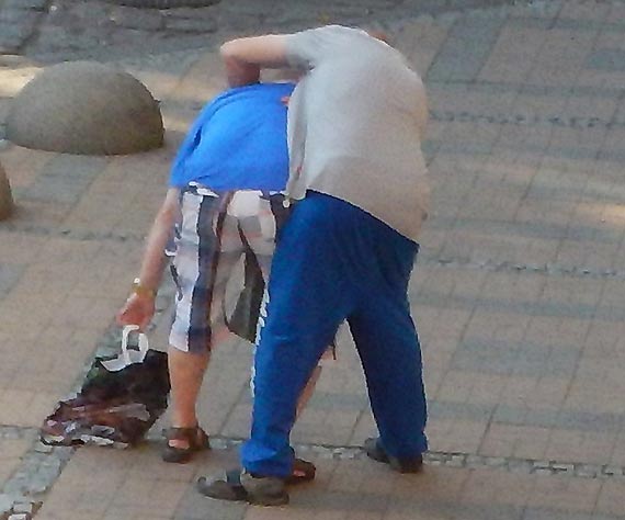 Czytelnik: W centrum winoujcia grasuje pijany i napany bandzior kryminalista, jak mwi okoliczni mieszkacy