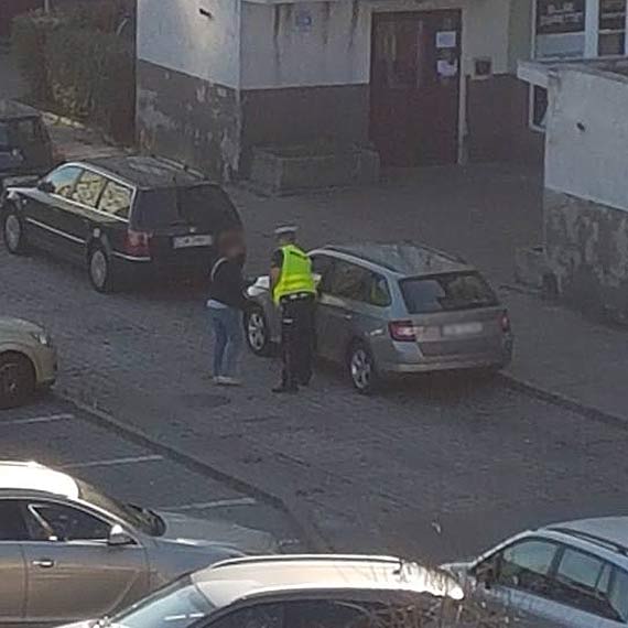Kierująca autem nie ustąpiła pierwszeństwa motorowerzyście