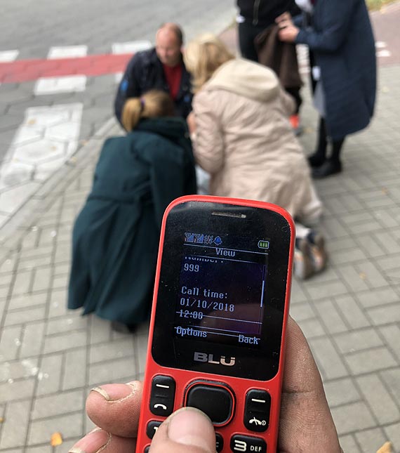Potrcona rowerzystka czekaa na karetk prawie 30 minut!