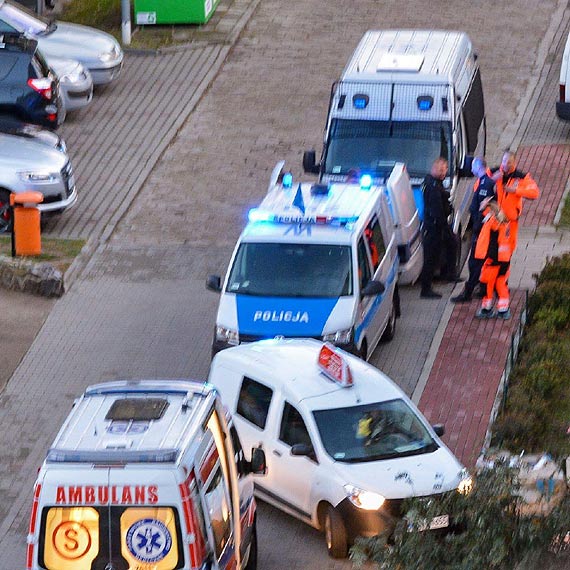 Kopn ratownika medycznego, ktry udziela mu pomocy. Odpowie za to przed sdem