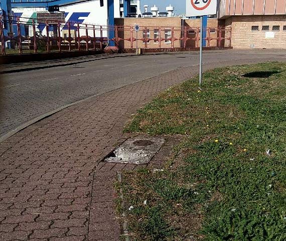 Kolejna uszkodzona studzienka czyha na nieuwanych