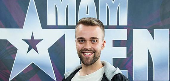 Dzisiaj w sobot Krystian bdzie walczy w pfinaowych odcinkach MAM TALENT TVN na ywo!