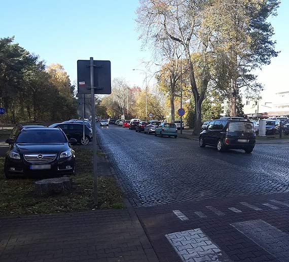 Weekendowe korki w miecie.  Kierowcy: „Lepiej omijajcie Wojska Polskiego!”