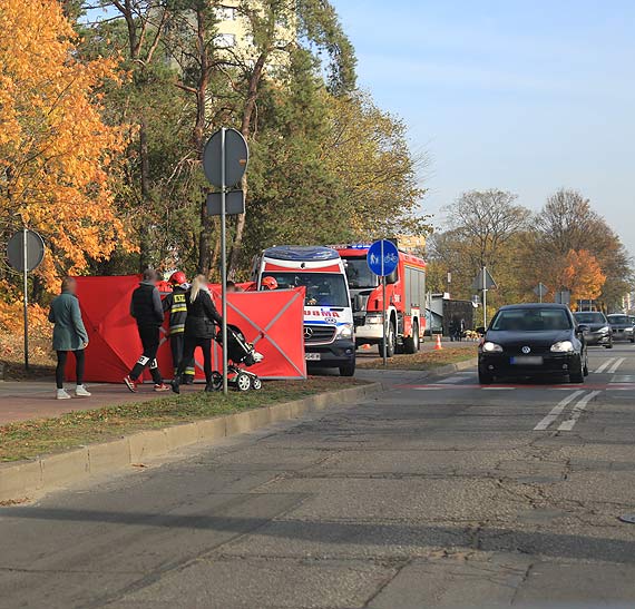 Mężczyzna zasłabł na ulicy. Reanimacja nie powiodła się