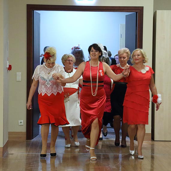 Karnawa Niepodlegoci czyli Akademia Kadego Wieku na parkiecie Interferie Medical Spa. Zobacz film!