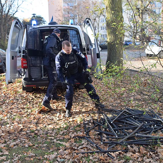Policja poszukuje zodziei kabli