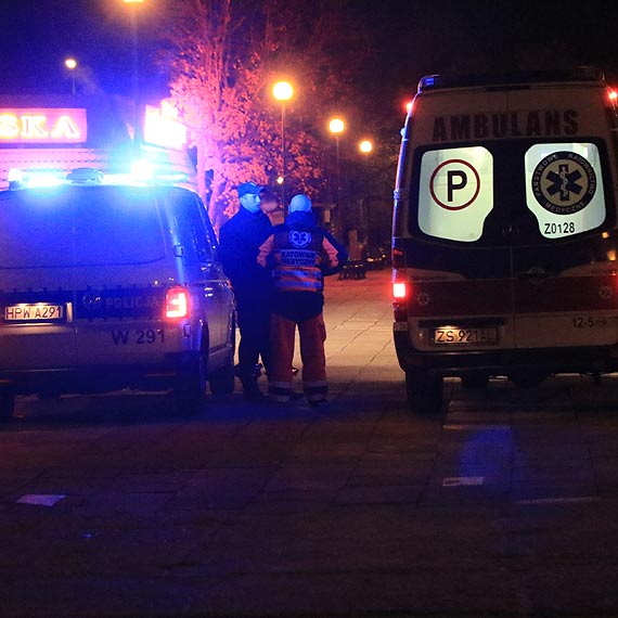 Policjanci uratowali młodego człowieka - wszedł do morza, być może pod wpływem myśli samobójczych