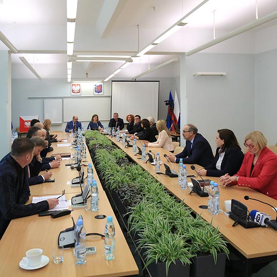 Już w piątek, II, Nadzwyczajna Sesja Rady Miasta