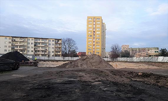 Budowa kompleksu przy CEZiT. Wykonawca wszedł już w ziemię