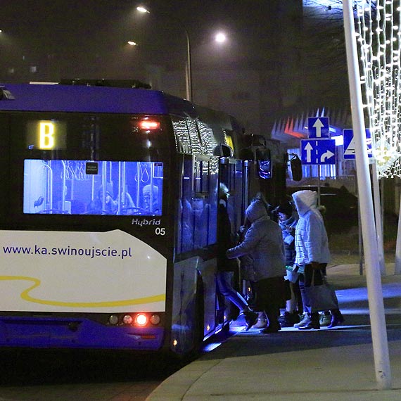 Miejskie autobusy w Wigili i Sylwestra. Ostatnie odjazdy
