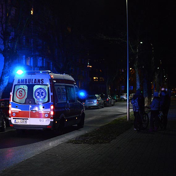 Dwulatka tracia przytomno po kpieli. Zabrao j pogotowie