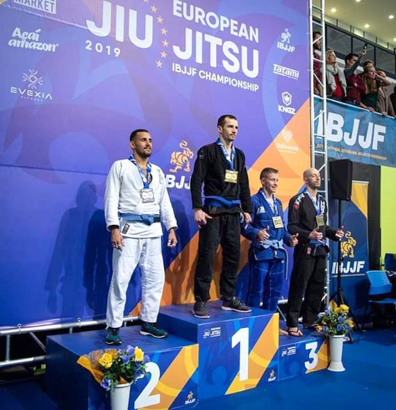 Tomasz widerski zosta mistrzem Brazylijskiego Ju Jitsu