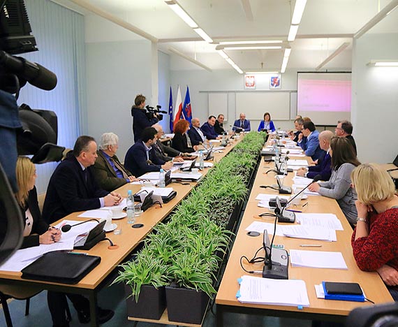 Budet 2019 wytrzyma bez zmian... niecay miesic. Pierwsza korekta za nami