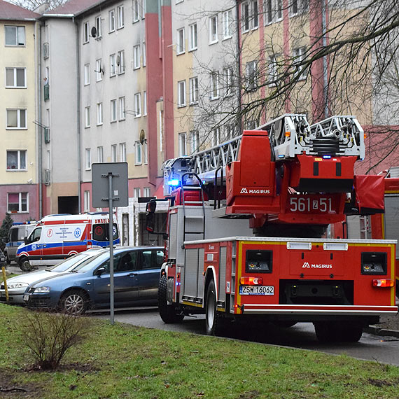 Pijany syn zaniepokojony losem matki, postawi na nogi wszystkie suby