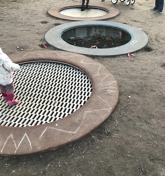 Kolejna trampolina zostaa zniszczona. Sprawcy stan przed sdem