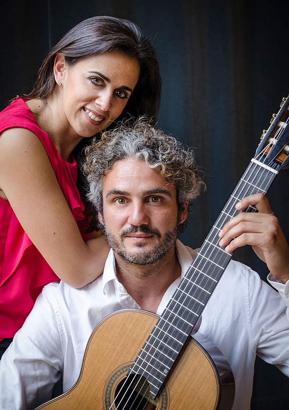 Koncertem Jubileuszowym Duo Melis, jednego z najbardziej liczących się duetów gitarowych świata, w sobotę 30 marca w Zamku Książąt Pomorskich w Szczecinie rozpoczną się XXII Wiosenne Koncerty Gitarowe