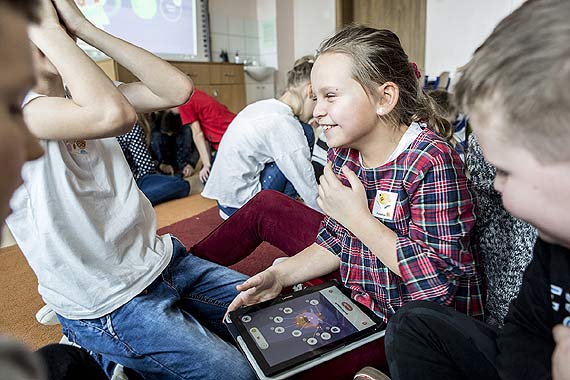 Kolejne 300 szkół będzie rozwijać cyfrowe umiejętności z Fundacją Orange