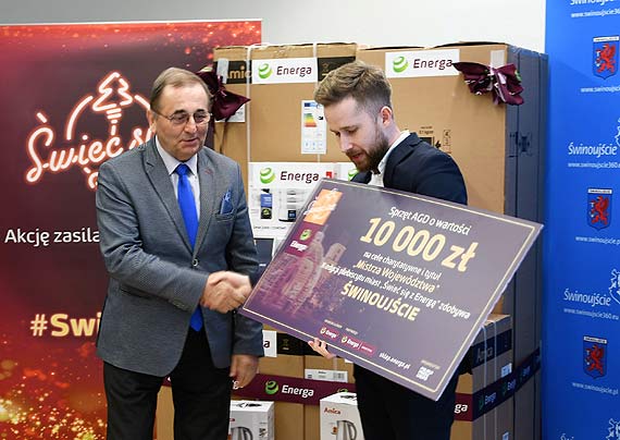 Świnoujście świetlną stolicą Zachodniopomorskiego