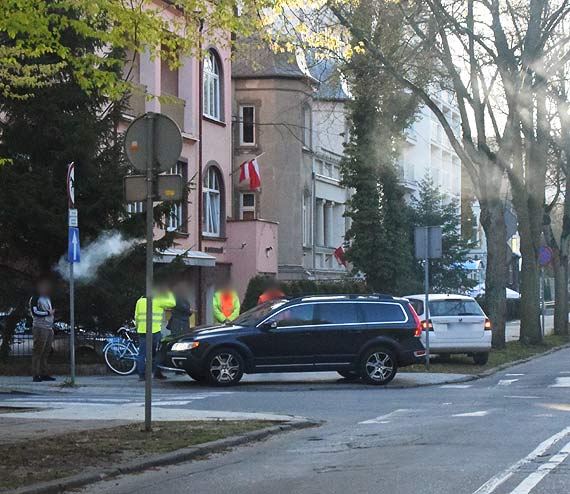 Potrącona rowerzystka została przewieziona do szpitala