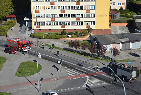 Straacy zabezpieczyli teren zalany olejem