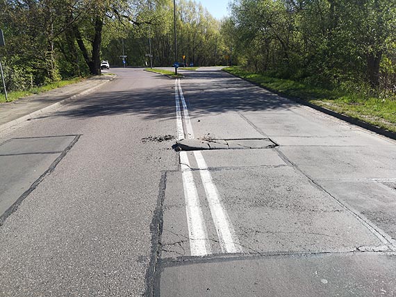 Czytelnik ostrzega kierowcw przed drogow niespodziank