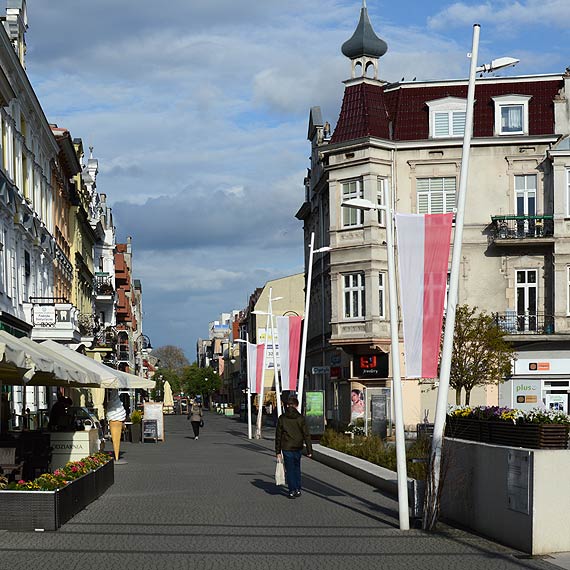 Flaga Monako w centrum winoujcia?