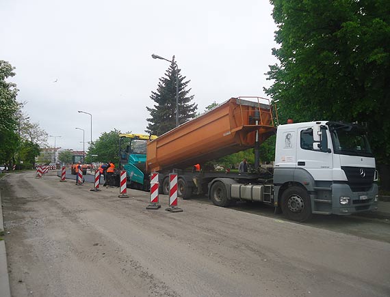 Nowy asfalt na Wybrzeżu Władysława IV