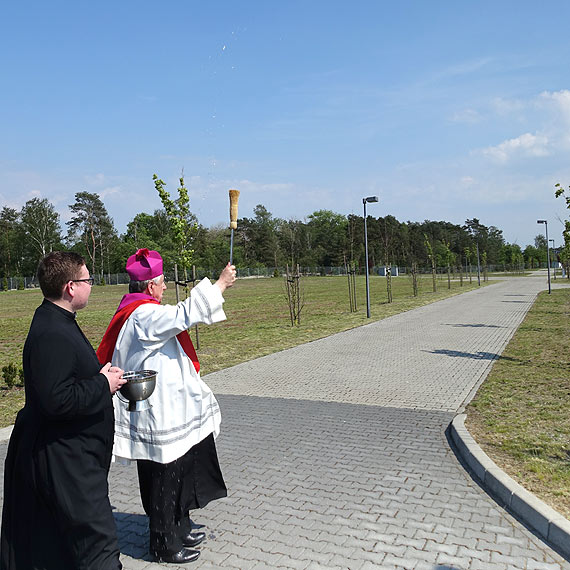 Rozbudowany cmentarz komunalny gotowy na przyjęcie nowych gości