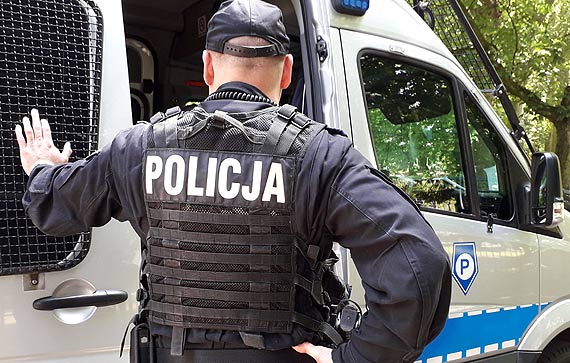 Zero tolerancji dla piratw drogowych! Policjanci zatrzymali prawo jazdy 26-letniemu motocyklicie