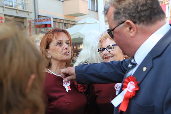 Z okazji 30 rocznicy wyborw parlamentarnych w Polsce 4 czerwca Rada Miasta przyja tre uroczystej deklaracji, a winoujcianie witowali
