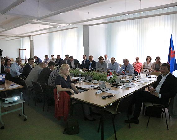 Niemieccy sąsiedzi gratulują nam budowy tunelu ale obawiają się gwałtownego wzrostu liczby samochodów na wyspie