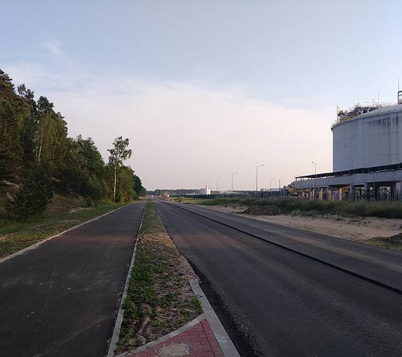 Trasa rowerowa winoujcie-Midzyzdroje ma utrudniony wjazd, mona si tam przewrci