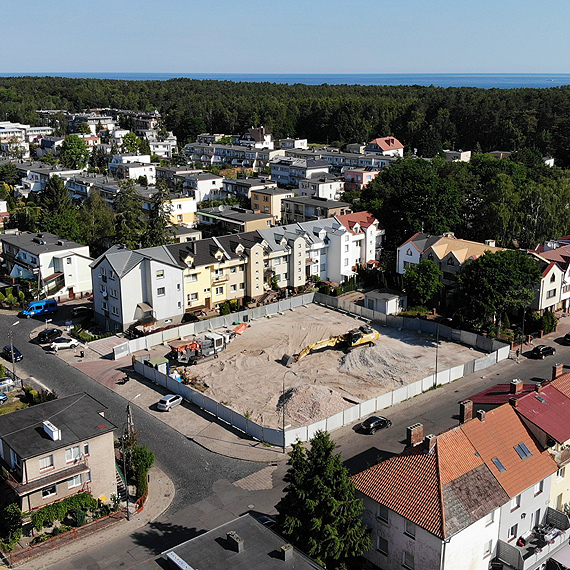 Zamiast sklepu – apartamentowiec. Zapomniano o mieszkacach?