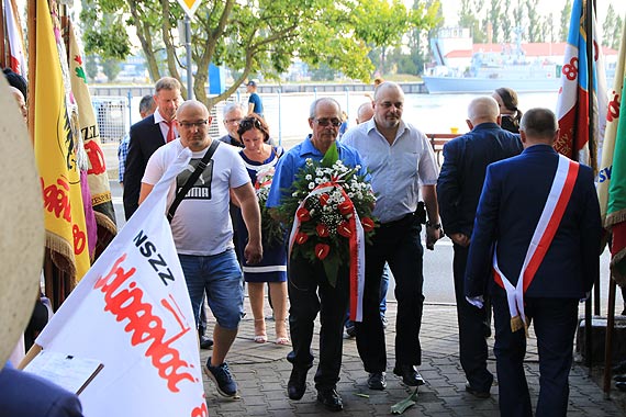 Hod bohaterom Sierpnia 80 w winoujciu