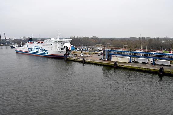 Przystosują terminal promowy do większych jednostek