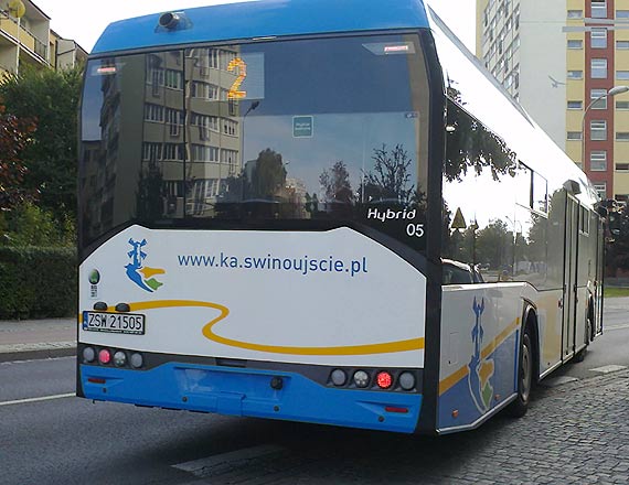 Na dworze chodno, w autobusach za gorco