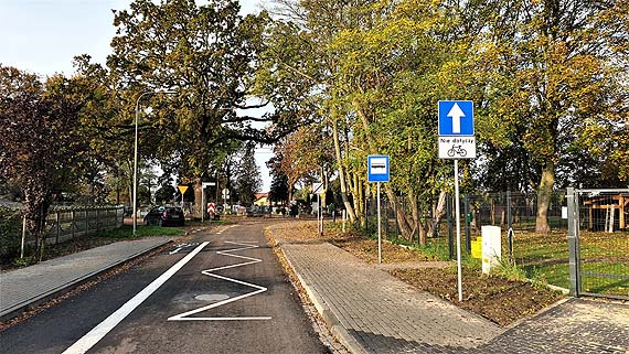 UM: Ulica Szmaragdowa. Nowa jezdnia i kontrapasy rowerowe w Przytorze-Łunowie