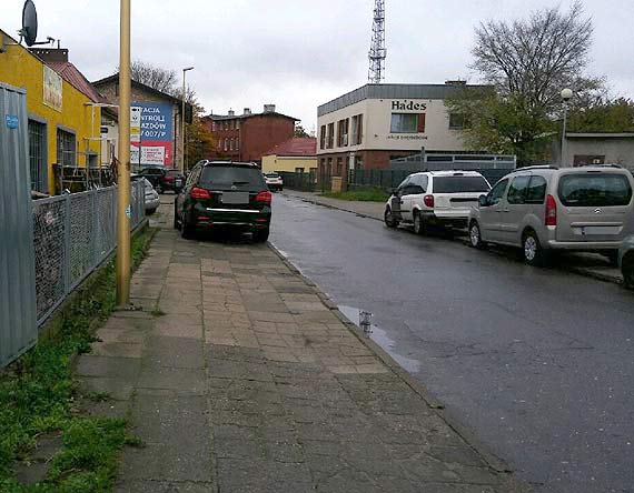 Piesi, prosz zej na jezdni